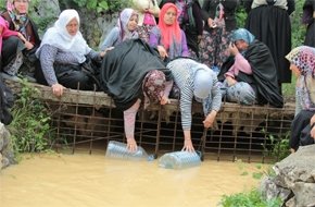 Köylüler Sularını Kirlenmekten Kurtardı